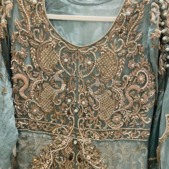 Mommy & Me Pakistani Outfits - Picture 4 of 11